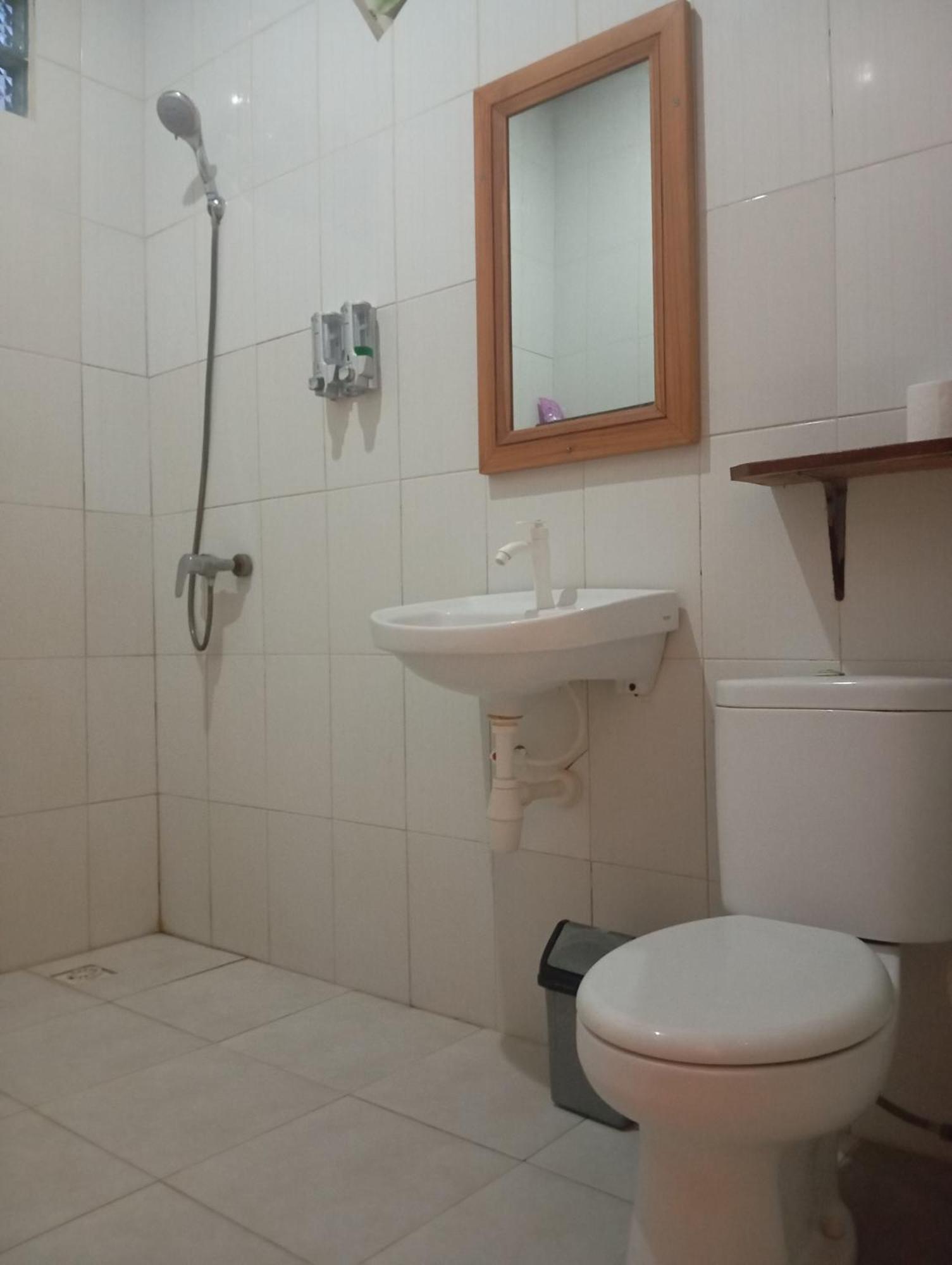 Belong Home Stay Lembongan Ngoại thất bức ảnh